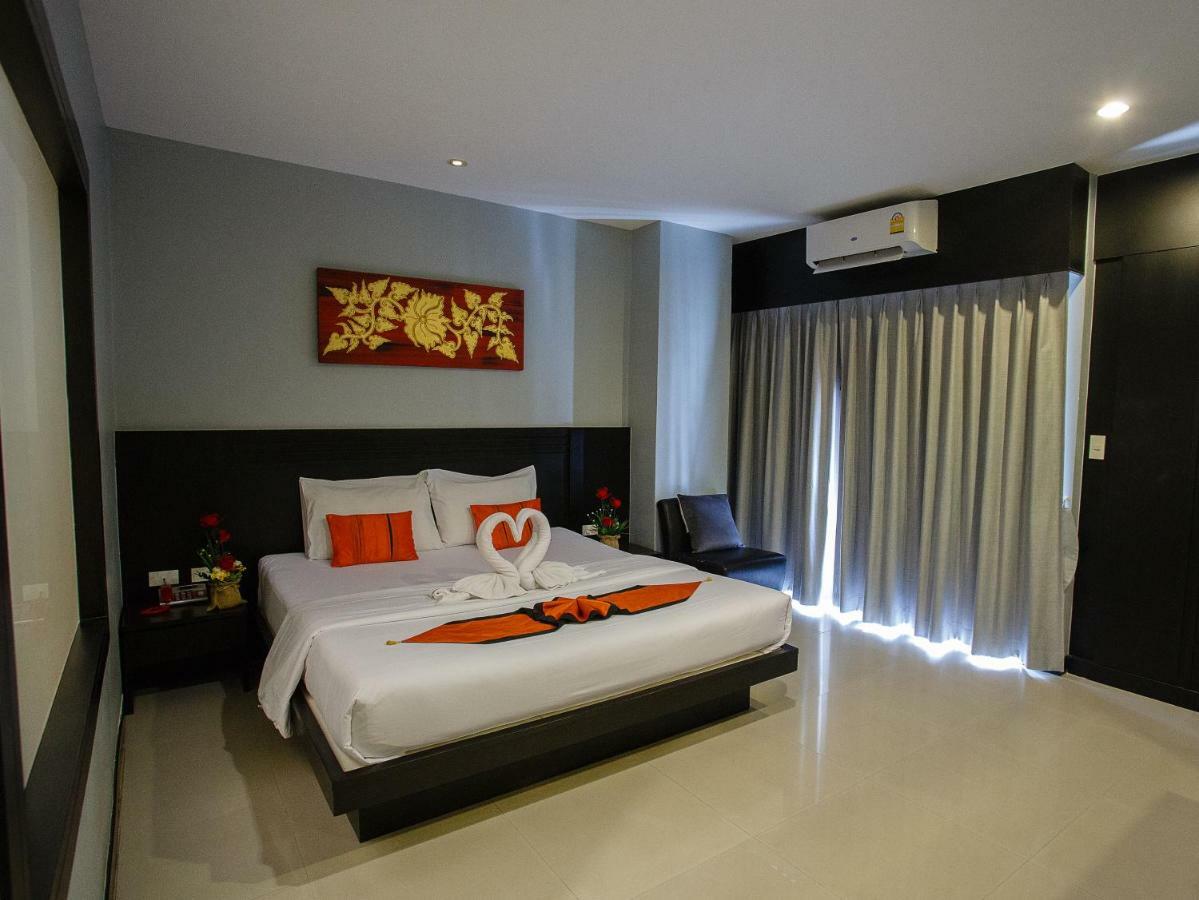 Platinum Hotel And Apartments Patong Exterior foto